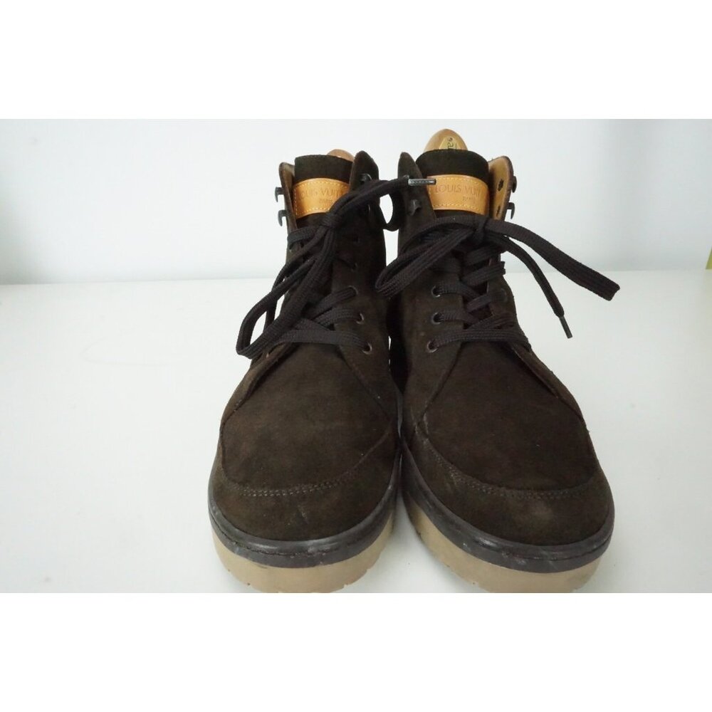 Louis Vuitton Suede Chocolate Brown Embossed Logo Mens Boots Sz 6 MAde in Italy - Picture 2 of 8